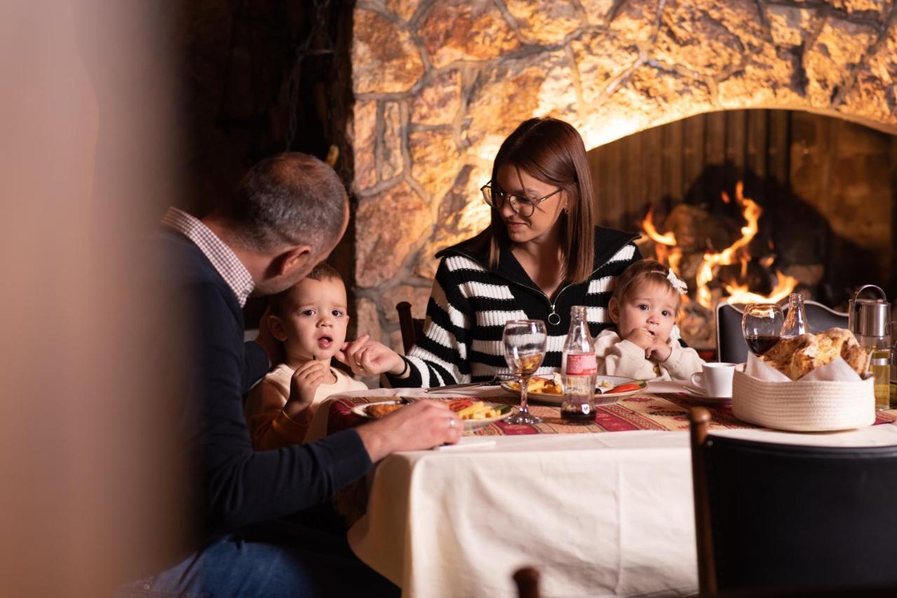 Hotel Borovi Forest Resort & Spa Сйеница Екстериор снимка