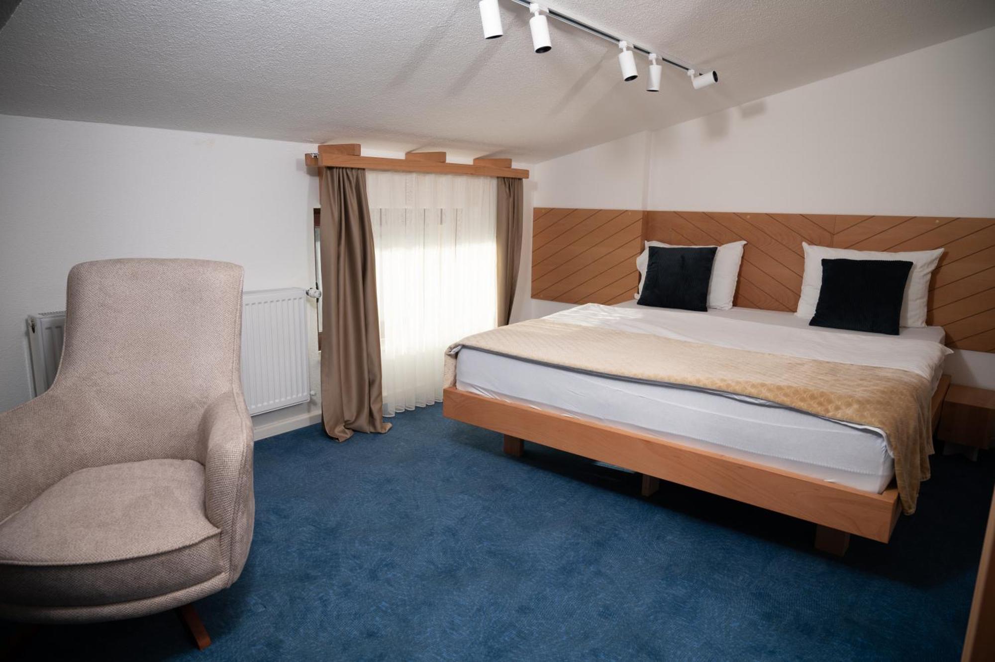 Hotel Borovi Forest Resort & Spa Сйеница Екстериор снимка